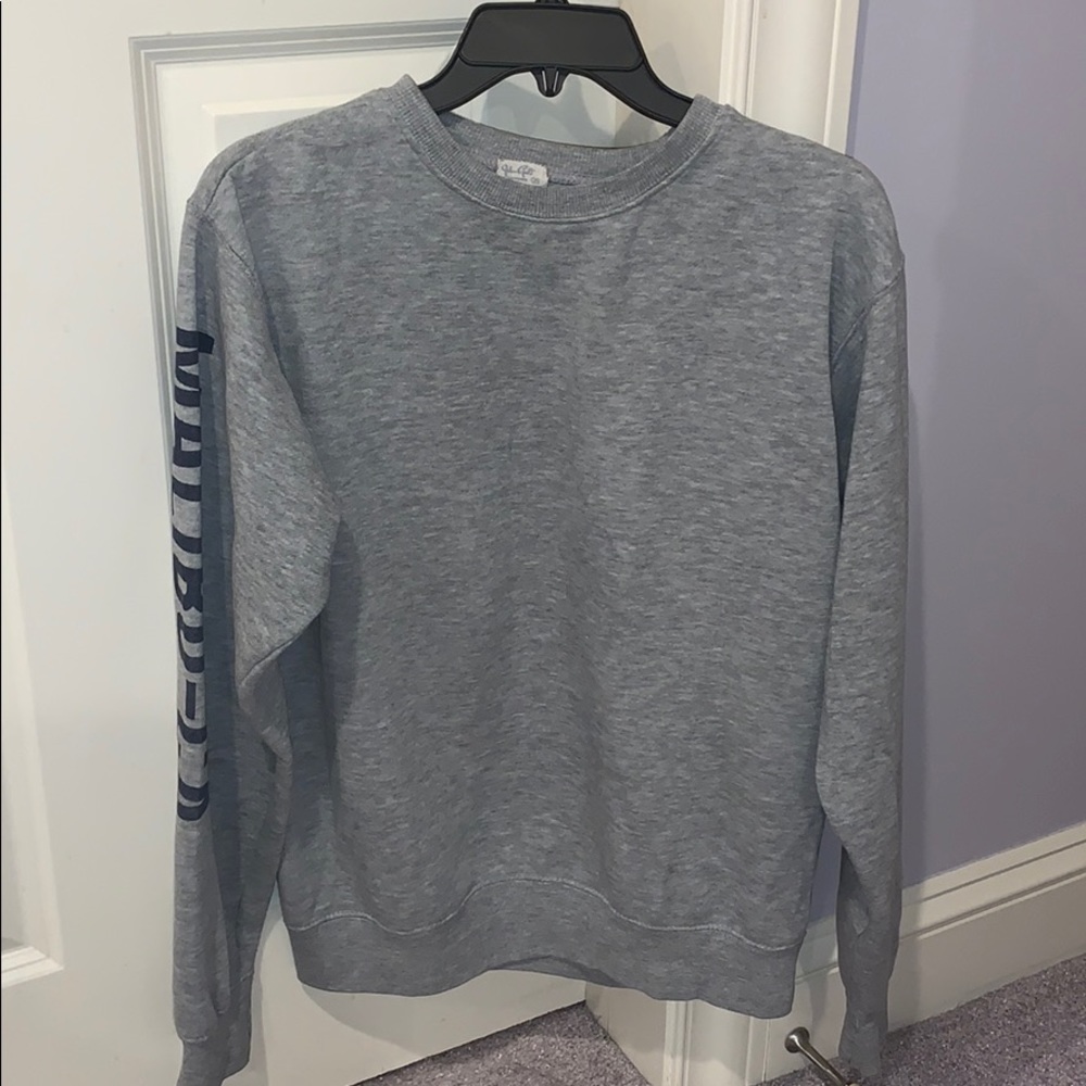 S Brandy Melville grey crewneck “Malibu-CA” sleeve